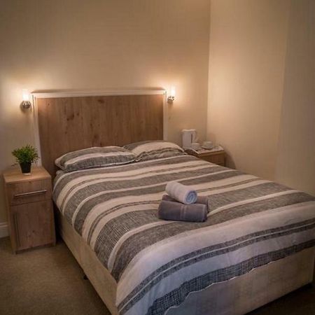Acton Hill Hotel Ealing Εξωτερικό φωτογραφία