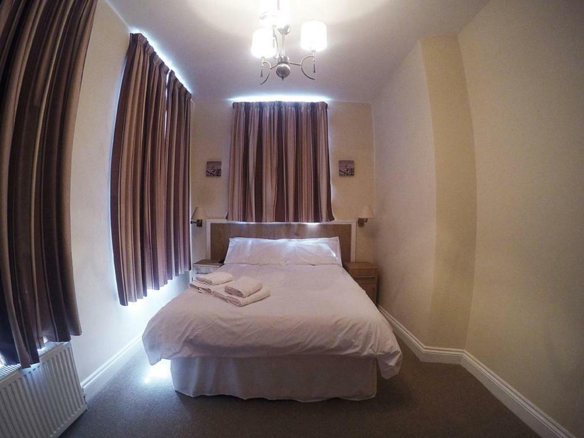 Acton Hill Hotel Ealing Εξωτερικό φωτογραφία
