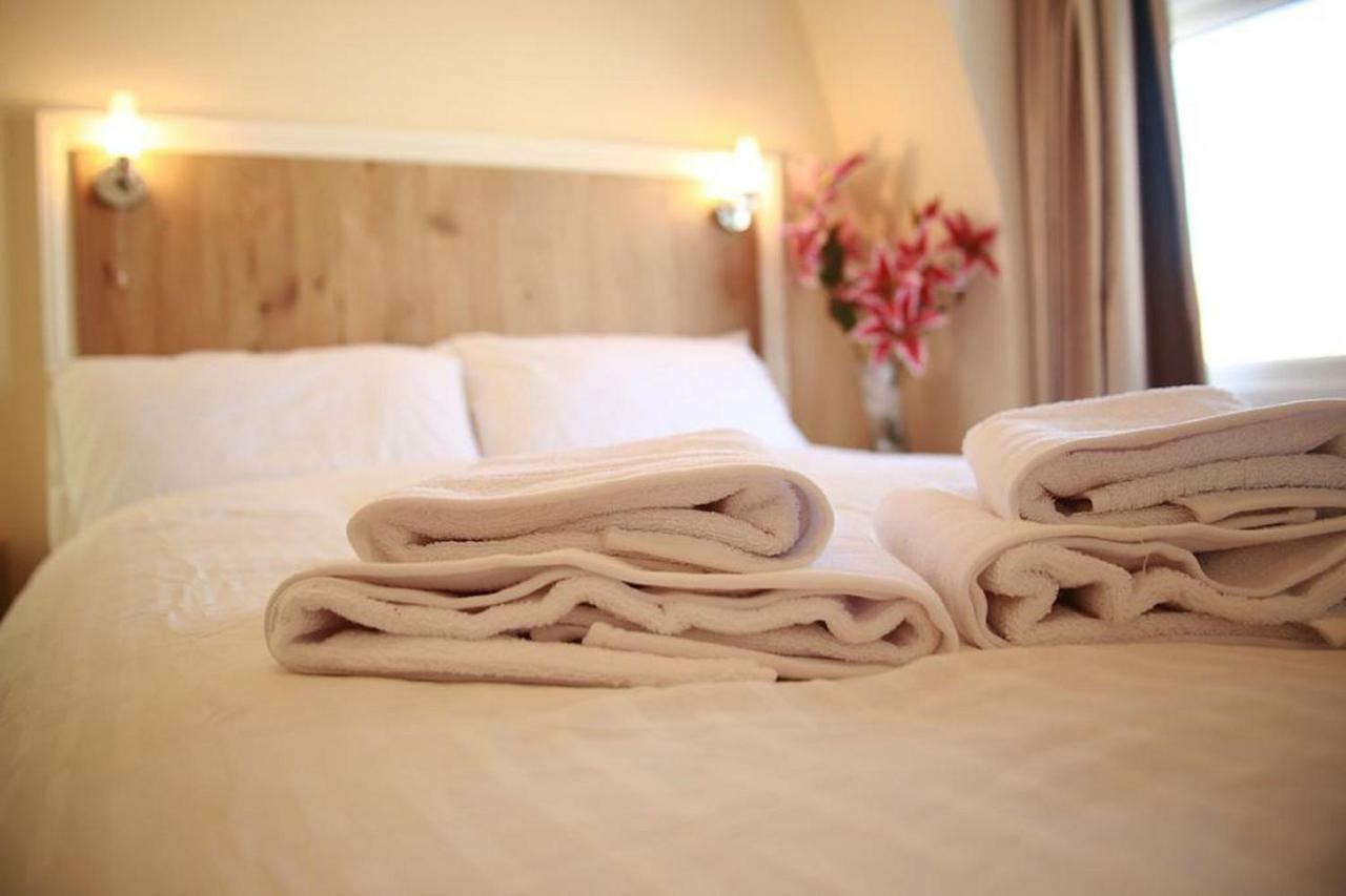 Acton Hill Hotel Ealing Εξωτερικό φωτογραφία