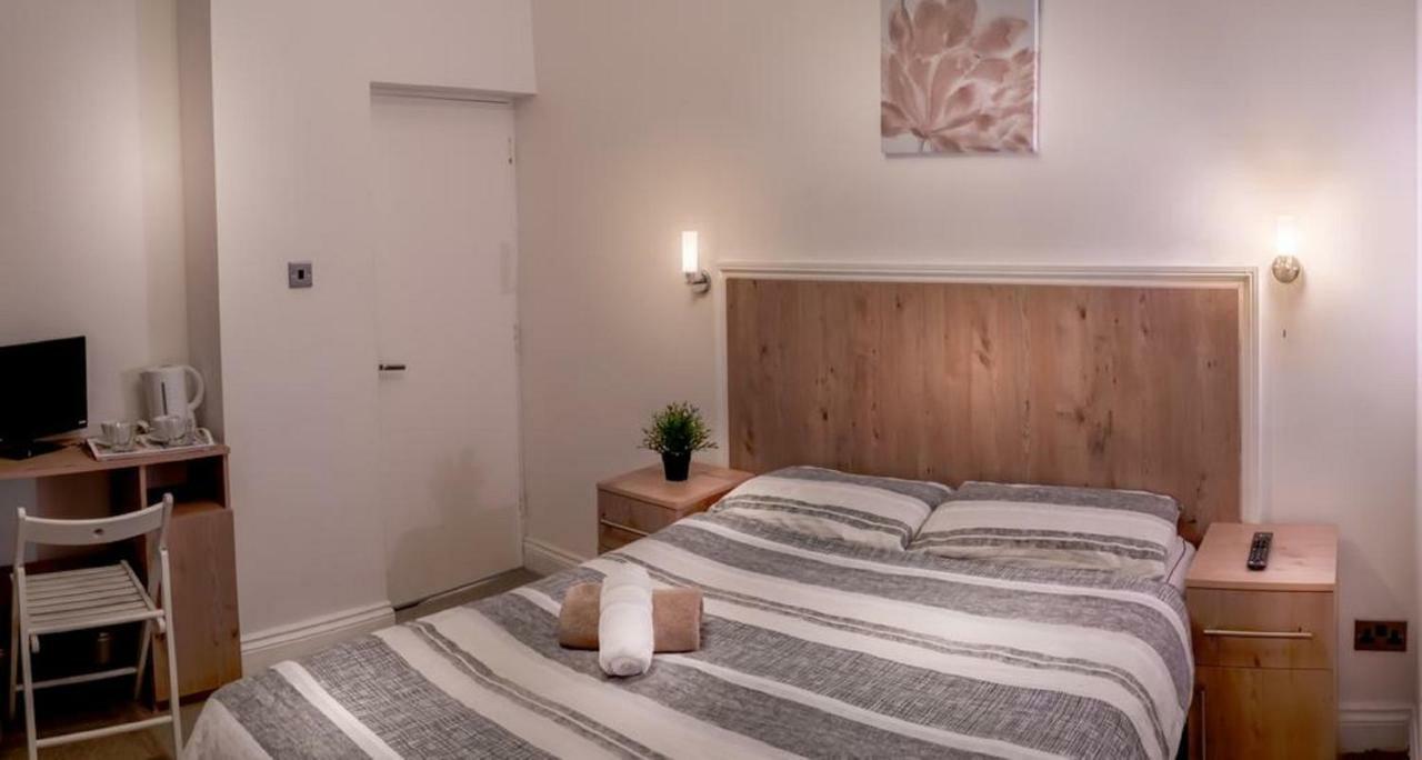 Acton Hill Hotel Ealing Εξωτερικό φωτογραφία