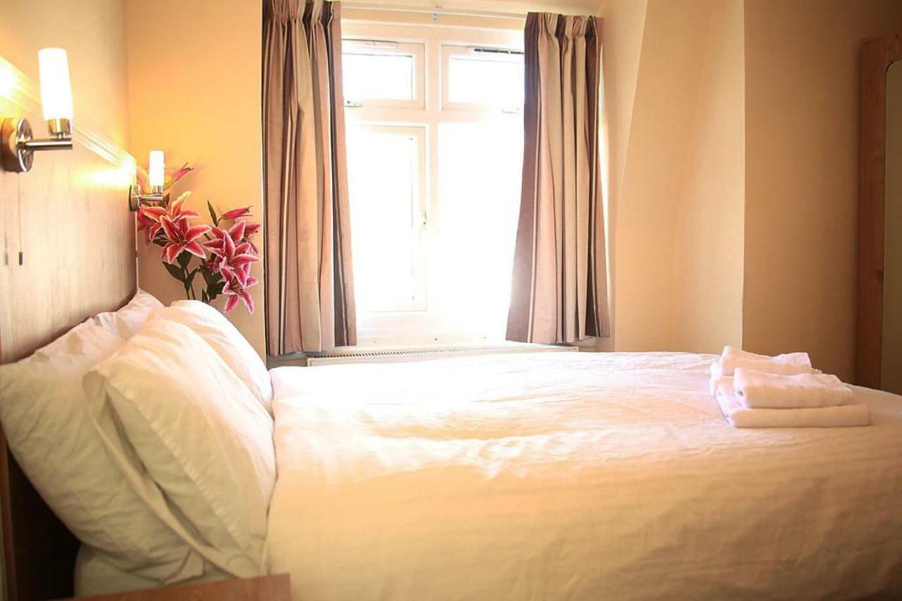 Acton Hill Hotel Ealing Εξωτερικό φωτογραφία